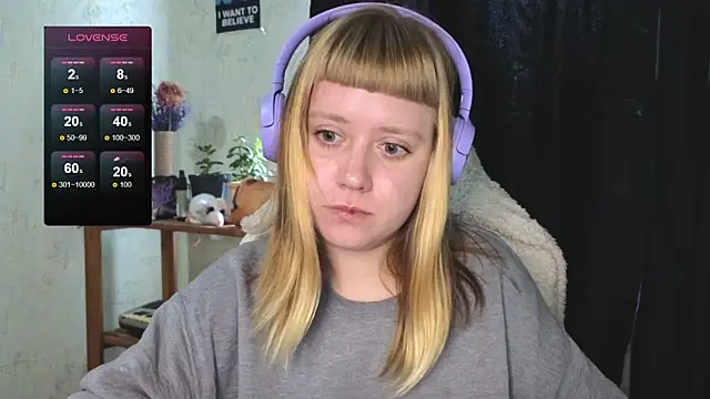 June shy0 online show from September 27, 2025, 7:02 am