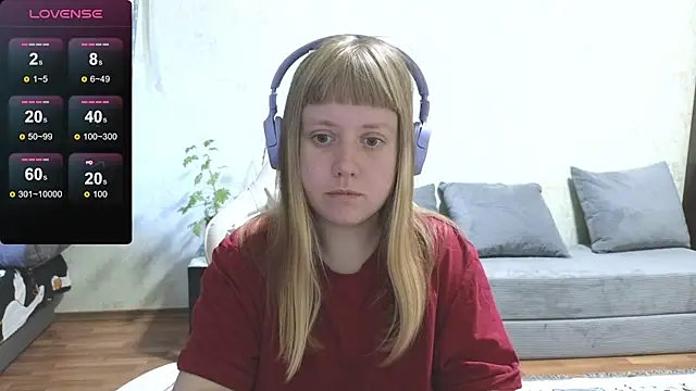 Snapshot of June_shy0 chatting on June 14, 2026, 8:27 am June shy0 online show from June 14, 2026, 8:27 am