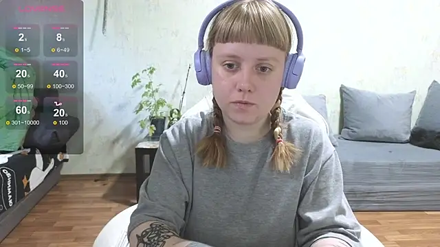 Snapshot of June_shy0 chatting on June 19, 2026, 8:29 am June shy0 online show from June 19, 2026, 8:29 am