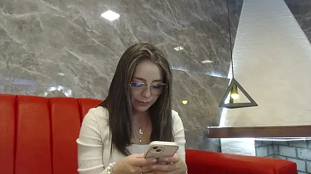  isaabellaa online show from March 10, 2025, 5:29 pm