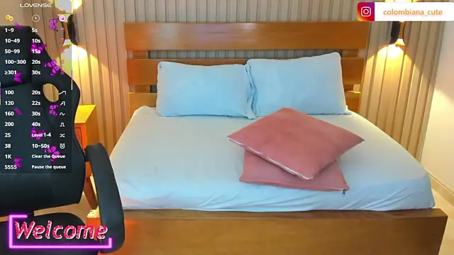 soffia modre  online show from February 3, 2026, 6:40 am