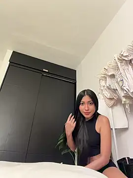 Snapshot of Sweetnaughtygirl_ chatting on June 13, 2026, 6:11 am Sweetnaughtygirl online show from June 13, 2026, 6:11 am