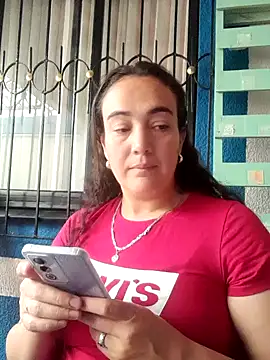 Snapshot of skayhot_ chatting on December 4, 2024, 2:37 pm skayhot online show from December 4, 2024, 2:37 pm