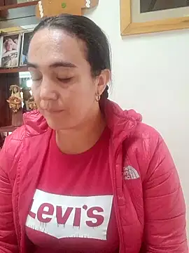 skayhot  online show from November 26, 2025, 1:45 pm