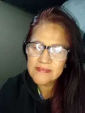 Snapshot of Edged_Hot69 chatting on October 15, 2025, 2:11 am Edged Hot69 online show from October 15, 2025, 2:11 am
