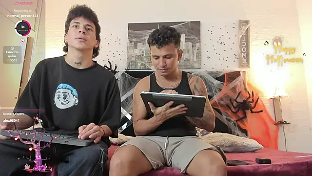 toyboys1 online show from November 2, 2025, 5:32 am