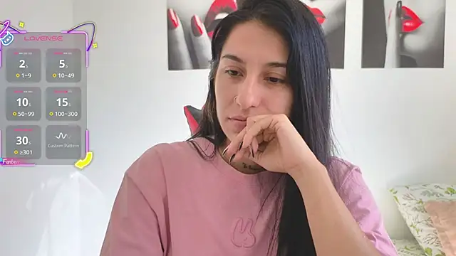 tammyandrade  online show from April 22, 2026, 1:34 pm