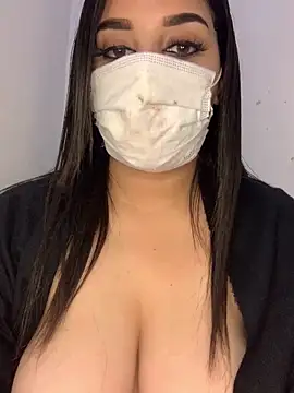 Miss-Soka online show from December 17, 2025, 12:38 am