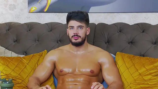 Snapshot of DustinKeent chatting on December 3, 2024, 12:02 am DustinKeent online show from December 3, 2024, 12:02 am