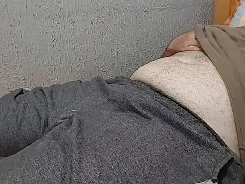 mfreitas005 online show from November 21, 2025, 1:04 am