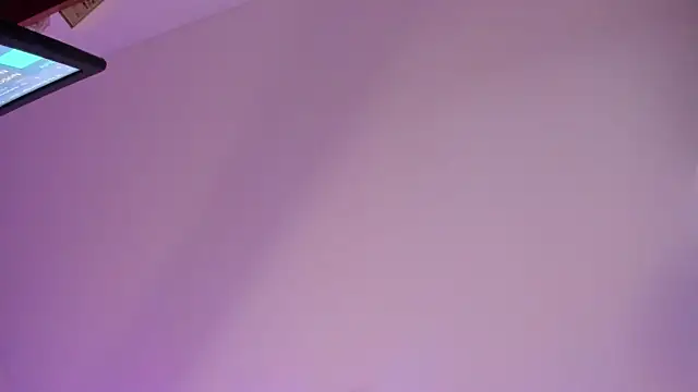 emiily15   online show from December 14, 2025, 6:34 pm