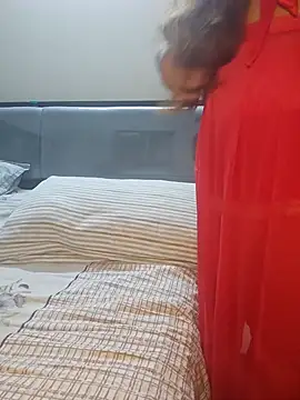 Snapshot of Awesomelusty chatting on September 26, 2025, 6:23 pm Awesomelusty online show from September 26, 2025, 6:23 pm