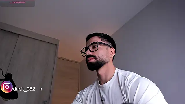 edrick walton1 online show from February 22, 2025, 11:46 am