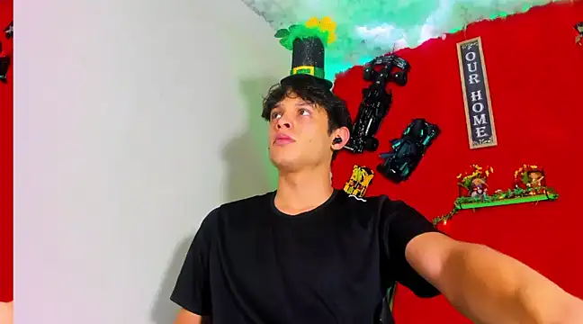 LilOwen  online show from March 17, 2025, 1:46 am