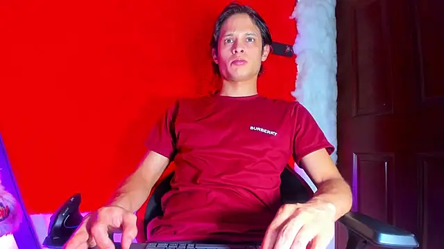 LilOwen  online show from March 26, 2026, 5:40 pm