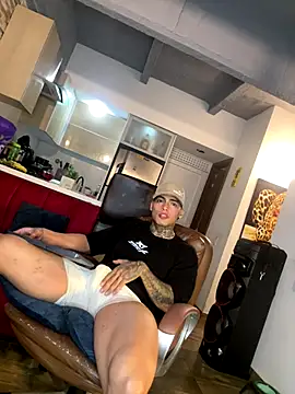 Dominiofit online show from November 3, 2025, 2:02 am