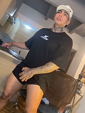 Dominiofit online show from November 11, 2025, 2:55 am