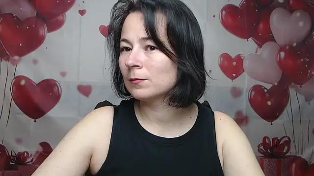 Snapshot of MarieSho chatting on May 21, 2026, 6:42 am MarieSho online show from May 21, 2026, 6:42 am