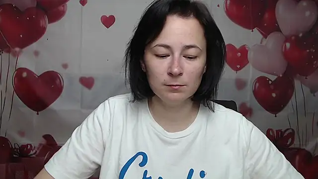 Snapshot of MarieSho chatting on May 26, 2026, 7:15 am MarieSho online show from May 26, 2026, 7:15 am