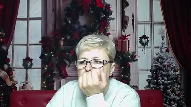 EmiliaGree online show from January 12, 2026, 6:13 pm