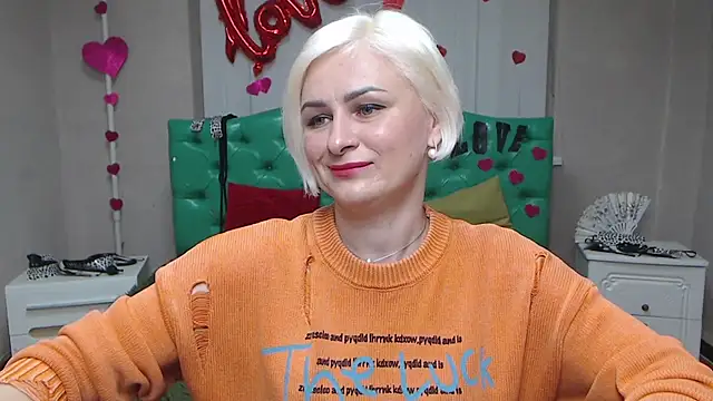 OliviaHorst online show from September 18, 2025, 5:20 am