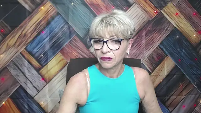 EllaBonito online show from September 17, 2025, 5:20 am