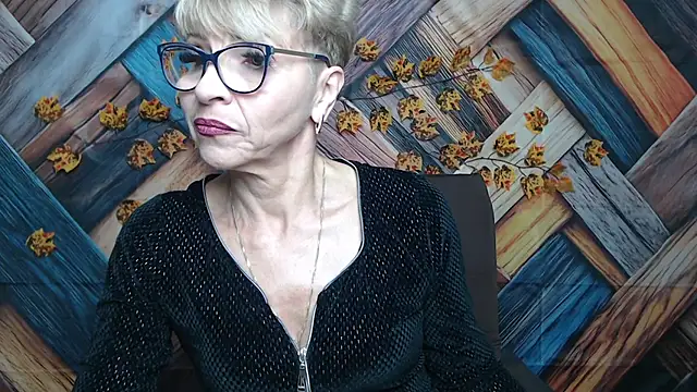 EllaBonito online show from December 4, 2025, 6:44 am