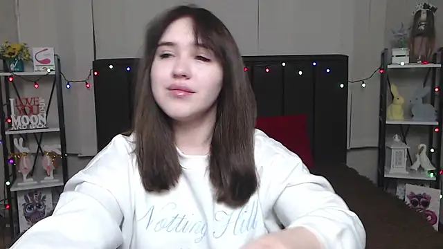 LauraHlot online show from February 8, 2025, 6:22 pm