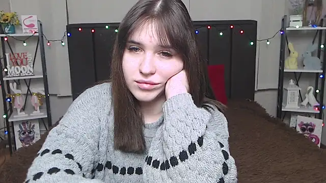 LauraHlot online show from February 10, 2025, 3:57 am