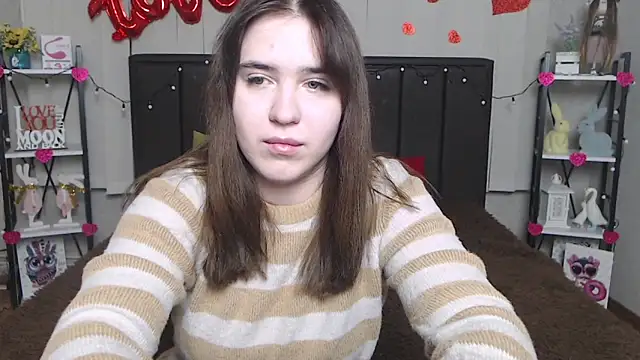 LauraHlot online show from February 17, 2025, 12:32 am