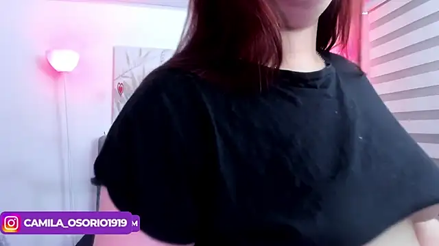 Snapshot of Camiila_Osorio chatting on February 13, 2025, 3:29 am Camiila Osorio online show from February 13, 2025, 3:29 am