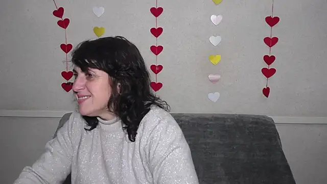 LuciaMii online show from February 13, 2025, 6:16 pm