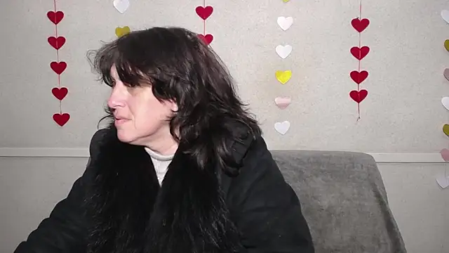 LuciaMii online show from February 28, 2025, 1:47 am