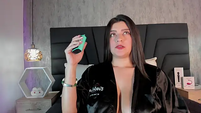 Snapshot of SARA_STONE17 chatting on January 27, 2025, 11:22 am SARA STONE17 online show from January 27, 2025, 11:22 am