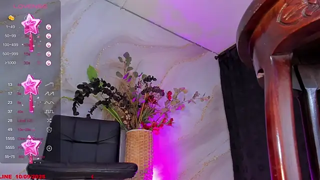 Karla-Ebony online show from September 10, 2025, 1:44 pm