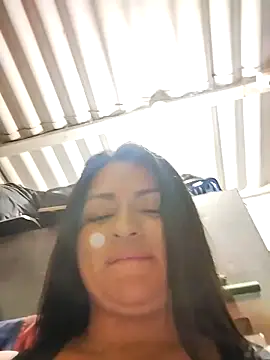 Linda Lars online show from February 23, 2025, 4:07 am