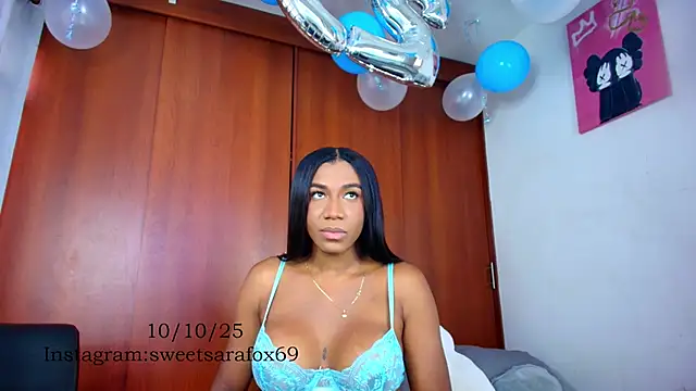 sweetsarasofia online show from October 10, 2025, 6:07 pm