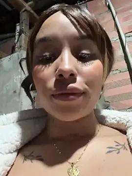 Snapshot of MarieLeon chatting on March 18, 2025, 11:20 pm MarieLeon online show from March 18, 2025, 11:20 pm