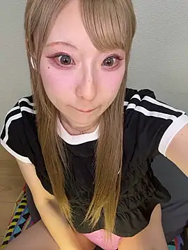 Snapshot of alice__1111 chatting on May 20, 2026, 12:00 pm alice 1111 online show from May 20, 2026, 12:00 pm