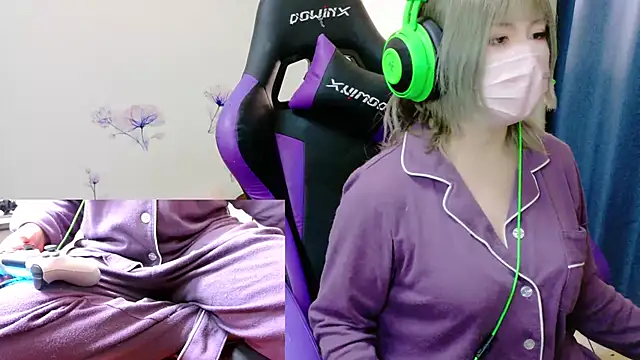 hazuki 8008 online show from February 25, 2026, 1:15 am