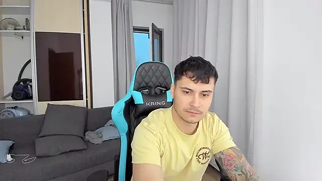 MatMalonne online show from January 26, 2025, 3:36 pm