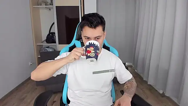 MatMalonne online show from February 3, 2025, 7:18 am