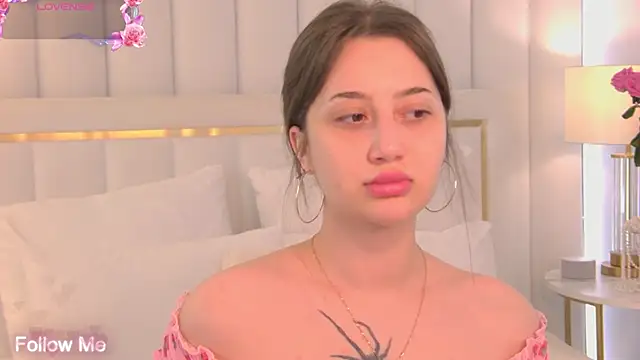 MaryReel online show from October 9, 2025, 9:29 am