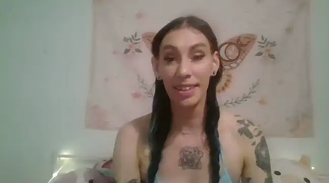 averietheangel online show from March 2, 2025, 7:02 pm