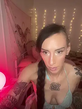 averietheangel online show from September 29, 2025, 8:13 pm