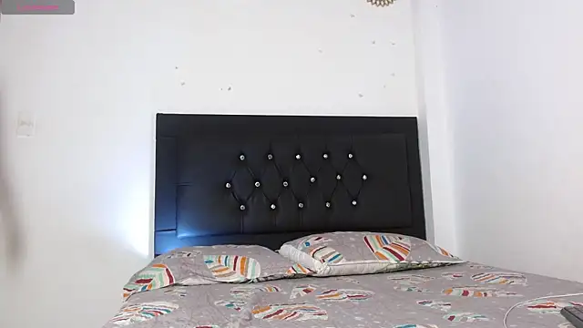 Adele Rush online show from September 22, 2025, 3:19 am