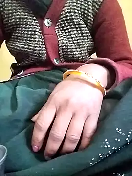 Snapshot of Cutkajal chatting on January 8, 2025, 2:03 am Cutkajal online show from January 8, 2025, 2:03 am