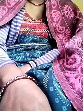 Snapshot of Cutkajal chatting on January 28, 2025, 2:21 am Cutkajal online show from January 28, 2025, 2:21 am