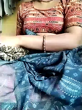 Snapshot of Cutkajal chatting on February 3, 2025, 7:18 am Cutkajal online show from February 3, 2025, 7:18 am