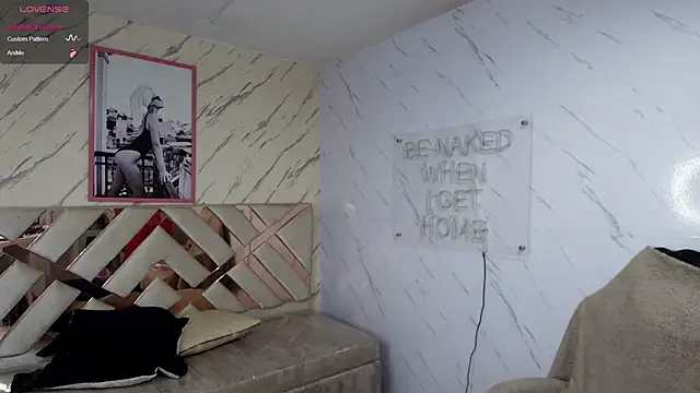 Tomoe b online show from January 24, 2025, 3:32 am